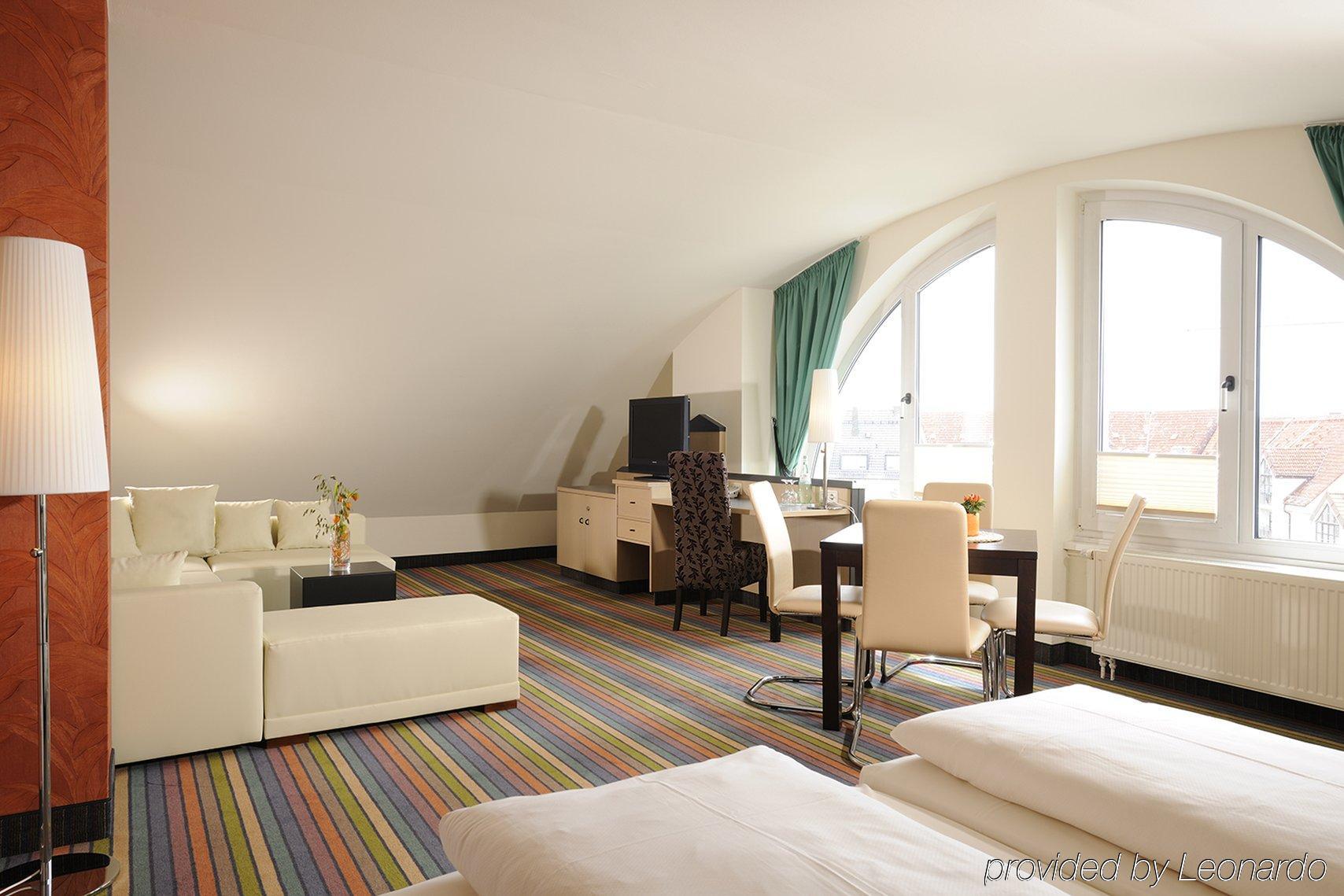 慕尼黑市奥林匹克公园莱昂纳多酒店 客房 照片
